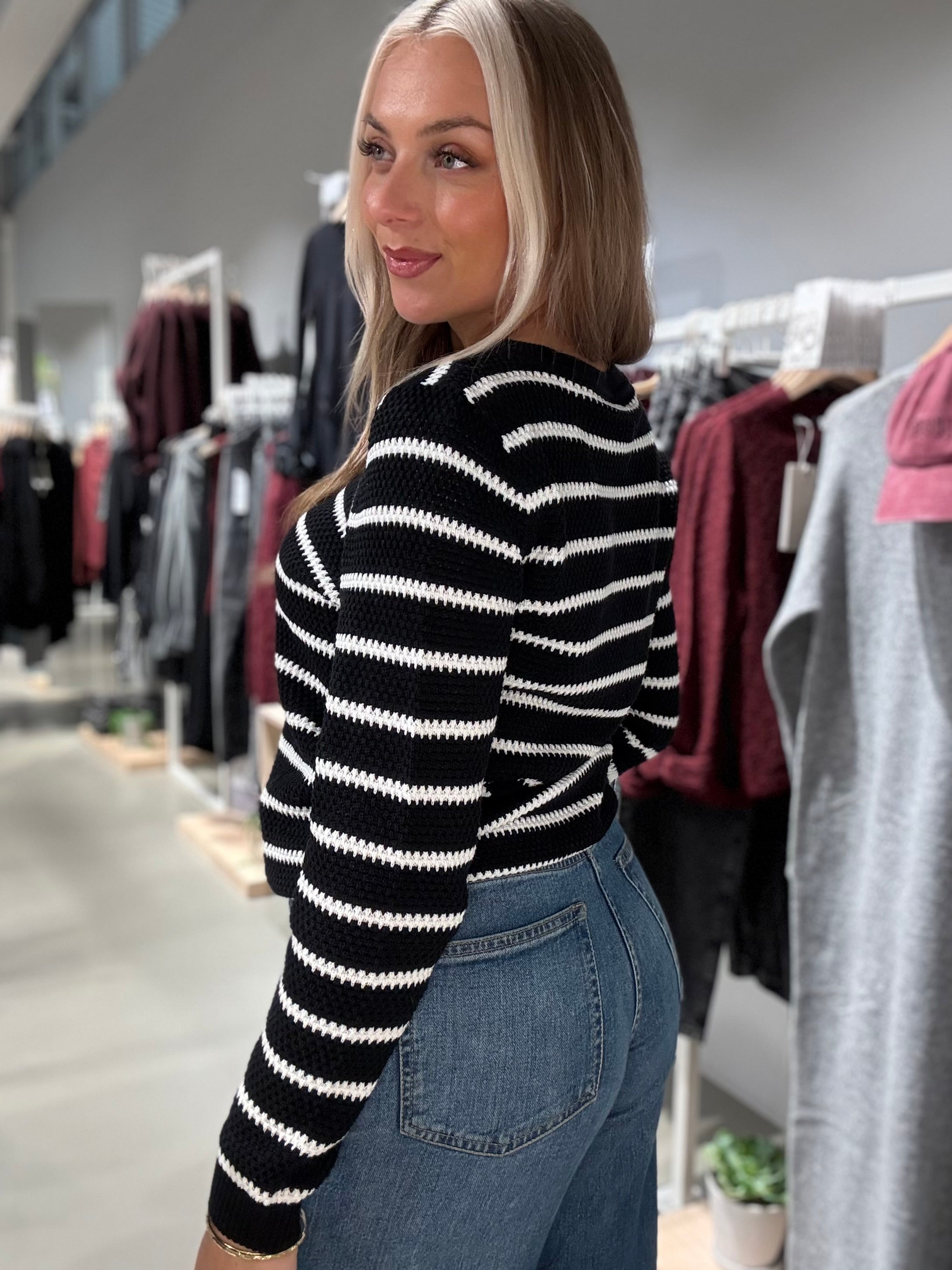 VIDALO Pullover - Black